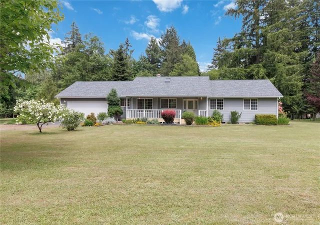 Photo 2 of Sale Pending at 1607 Winlock Vader Rd, Winlock, WA 98596 | MLS# NWM2527309 | Listing updated on 2026-09-25