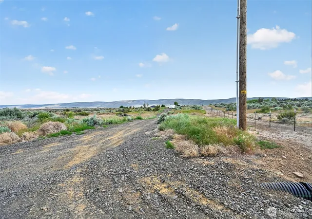 Photo 4 of Land for sale at 130 Red Tail Rd, Yakima, WA 98908 | MLS# NWM2527311 | Listing updated on 2026-09-21