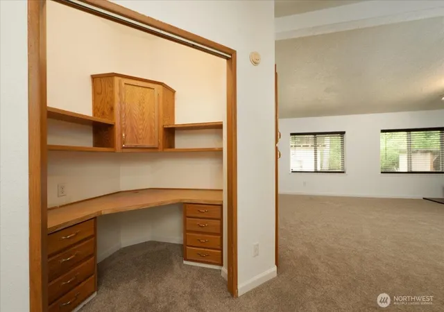 Photo 4 of Manufactured home for sale at 2579 Green Acres Ln, Oak Harbor, WA 98277 | MLS# NWM2527385 | Listing updated on 2026-09-23