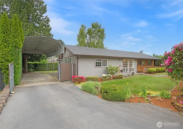 Photo 3 of Single family home for sale at 2725 124th Avenue Ct E, Edgewood, WA 98372 | MLS# NWM2527395 | Listing updated on 2026-09-21