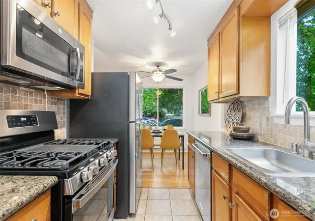 Photo 4 of Condo for sale at 14531 Dayton Ave N #1, Shoreline, WA 98133 | MLS# NWM2527418 | Listing updated on 2026-09-21