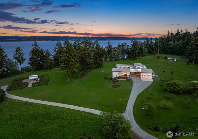 Photo 1 of Single family home for sale at 1035 Susan St, Coupeville, WA 98239 | MLS# NWM2527448 | Listing updated on 2026-09-21