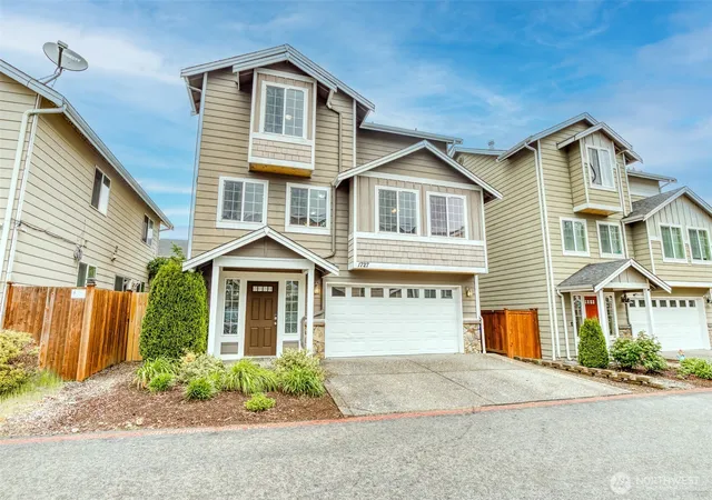 Photo 1 of Townhouse for sale at 1727 98th Place Sw, Everett, WA 98204 | MLS# NWM2527534 | Listing updated on 2026-09-28