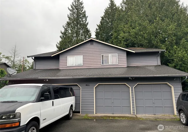 Photo 2 of House for sale at 11707 Center Rd, Everett, WA 98204 | MLS# NWM2527549 | Listing updated on 2026-09-21