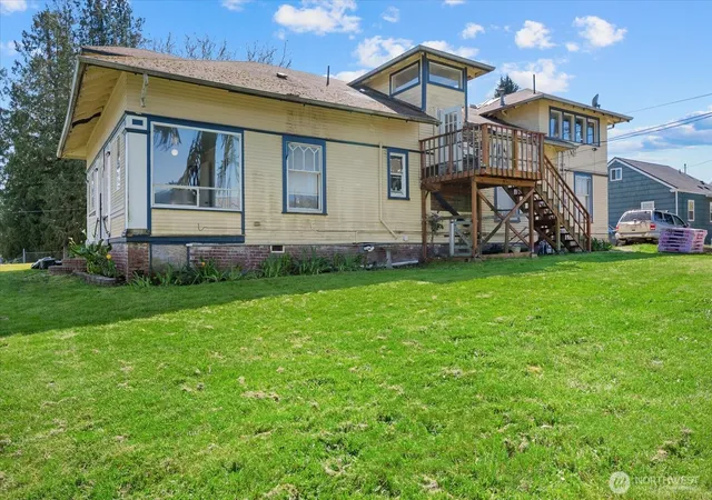 Photo 3 of Multi family home for sale at 3732 Rockefeller Ave, Everett, WA 98201 | MLS# NWM2527561 | Listing updated on 2026-09-21