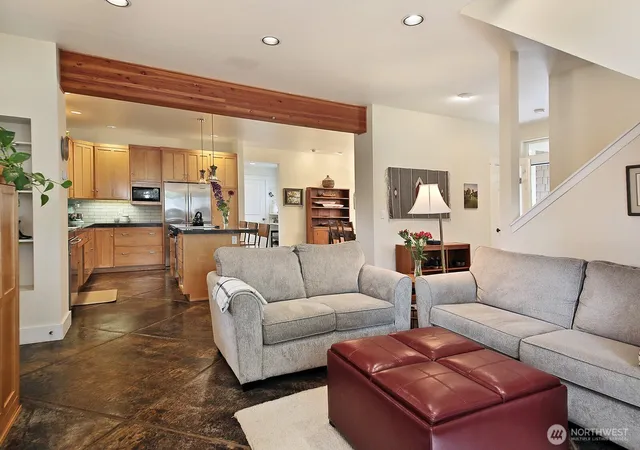 Photo 3 of Single family home for sale at 301 Noblecliff Pl, Langley, WA 98260 | MLS# NWM2527571 | Listing updated on 2026-09-19
