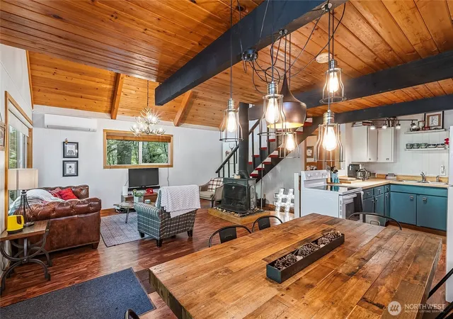 Photo 3 of Single family home for sale at 7125 Cougar Gap, Deming, WA 98244 | MLS# NWM2527606 | Listing updated on 2026-09-21