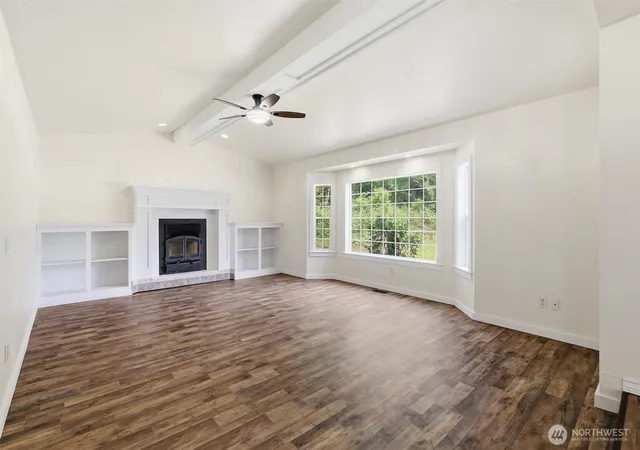 Photo 3 of Single family home for sale at 1719 Hemlock Dr, Camano Island, WA 98282 | MLS# NWM2527654 | Listing updated on 2026-09-26