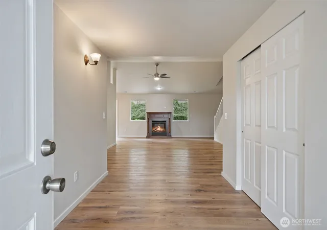 Photo 3 of Single family home for sale at 101 Vista View Ct, Shelton, WA 98584 | MLS# NWM2527660 | Listing updated on 2026-10-01