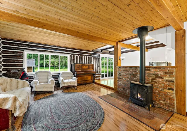 Photo 3 of Sale Pending at 5232 Kinney Rd Sw, Olympia, WA 98512 | MLS# NWM2527763 | Listing updated on 2026-09-28
