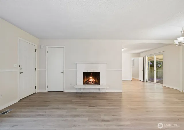 Photo 4 of Single family home for sale at 4202 79th Avenue W, University Place, WA 98466 | MLS# NWM2527774 | Listing updated on 2026-09-23
