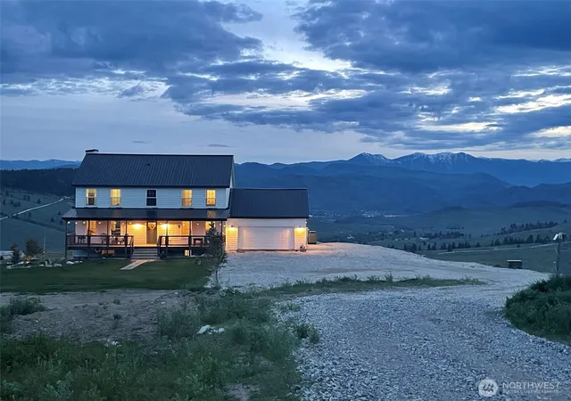 Photo 2 of Single family home for sale at 212 Nine Mile Rd, Oroville, WA 98844 | MLS# NWM2527779 | Listing updated on 2026-09-21