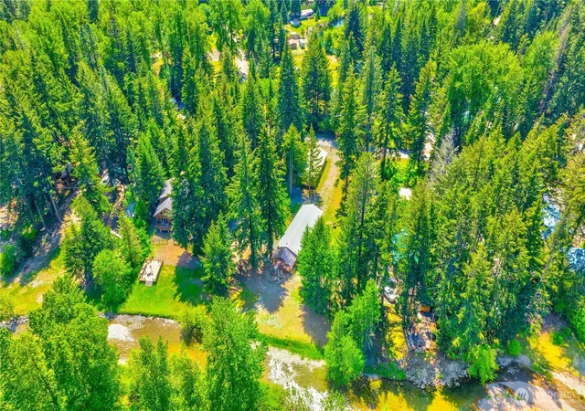 Photo 2 of Manufactured home for sale at 561 Sun Is Dr, Easton, WA 98925 | MLS# NWM2527797 | Listing updated on 2026-09-21