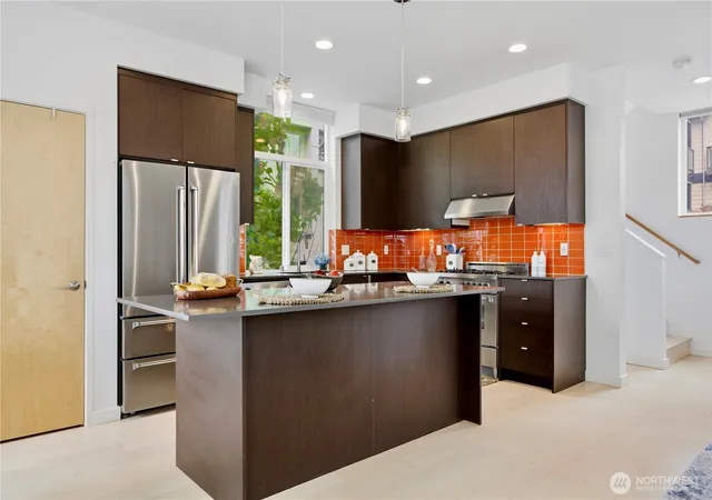 Photo 3 of Townhouse for sale at 1516 NW 61st Street, Seattle, WA 98107 | MLS# NWM2527820 | Listing updated on 2026-09-30