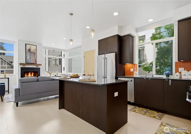 Photo 4 of Townhouse for sale at 1516 NW 61st Street, Seattle, WA 98107 | MLS# NWM2527820 | Listing updated on 2026-09-30
