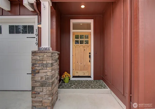 Photo 2 of Single family home for sale at 1919 Se 25th Way, Battle Ground, WA 98604 | MLS# NWM2527838 | Listing updated on 2026-09-25