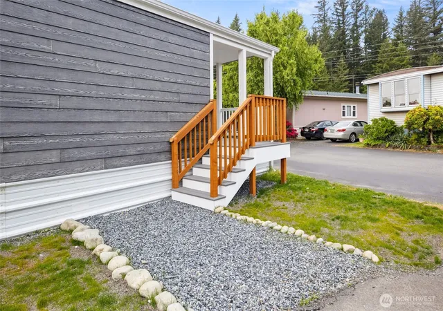 Photo 3 of Manufactured home for sale at 43010 Se N Bnd Way #65, North Bend, WA 98045 | MLS# NWM2527920 | Listing updated on 2026-09-21