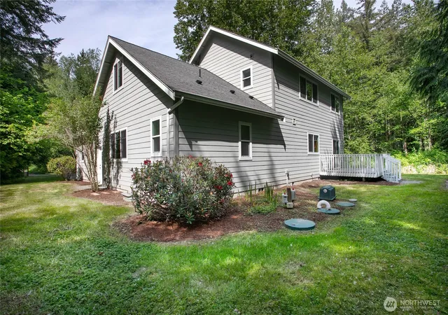 Photo 3 of Single family home for sale at 3831 W 88th Street, Blaine, WA 98230 | MLS# NWM2528050 | Listing updated on 2026-09-21