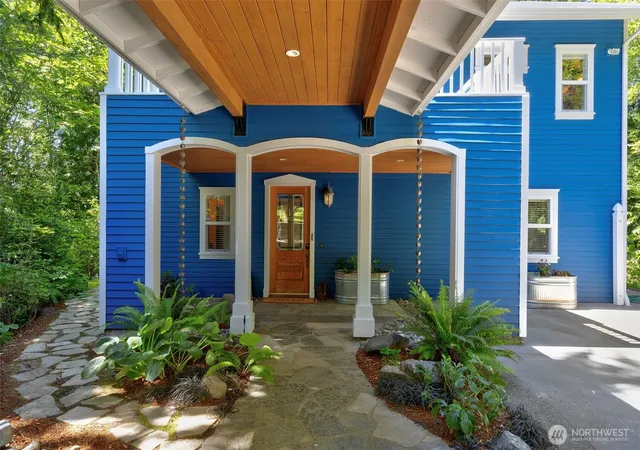 Photo 4 of Single family home for sale at 27170 Woodpecker Hl Rd NE, Poulsbo, WA 98370 | MLS# NWM2528091 | Listing updated on 2026-09-29