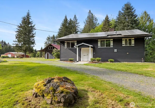 Photo 1 of Single family home for sale at 12020 W Engebretsen Rd, Granite Falls, WA 98252 | MLS# NWM2528098 | Listing updated on 2026-09-21