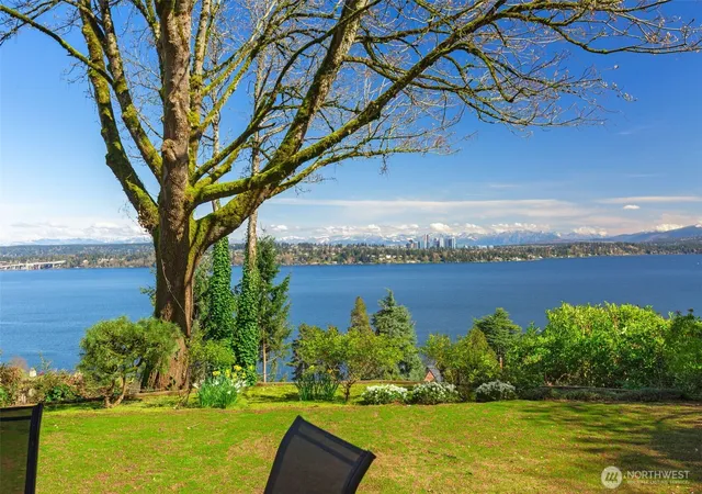 Photo 3 of Land for sale at 520 36th Avenue E, Seattle, WA 98112 | MLS# NWM2528137 | Listing updated on 2026-09-23
