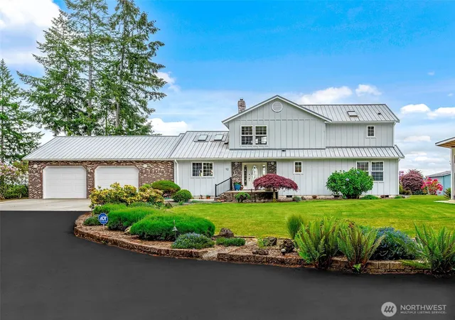 Photo 2 of Single family home for sale at 112 Wildwood Shrs, Brinnon, WA 98320 | MLS# NWM2528151 | Listing updated on 2026-09-26