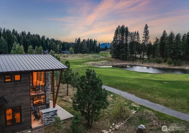 Photo 3 of Sale Pending at 111 Big Dirty Ct, Cle Elum, WA 98922 | MLS# NWM2528157 | Listing updated on 2026-09-22