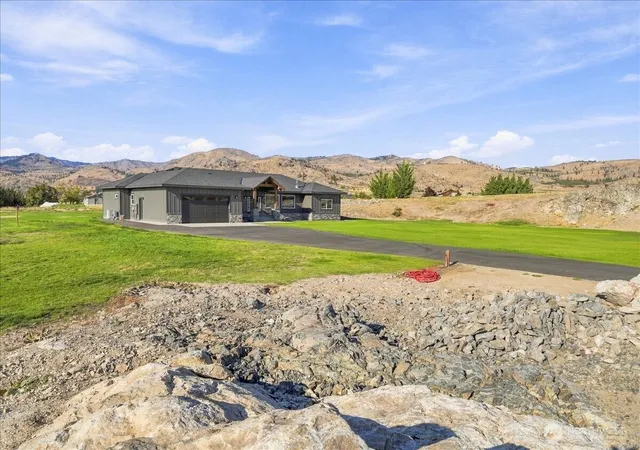 Photo 1 of Single family home for sale at 110 Slide View Ln, Manson, WA 98831 | MLS# NWM2528244 | Listing updated on 2026-10-01