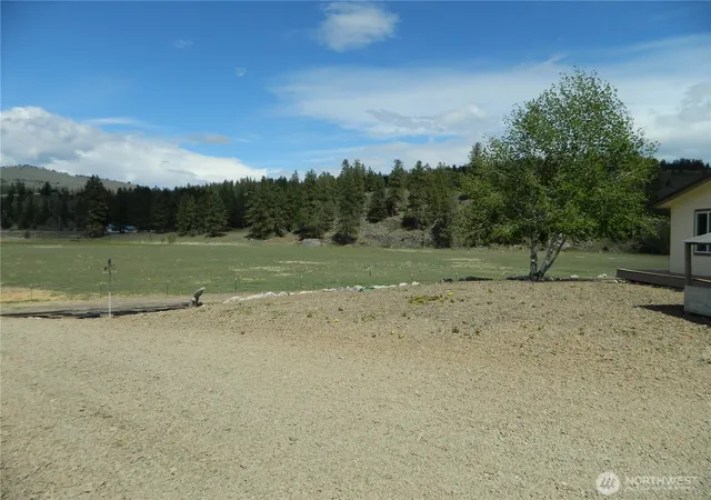 Photo 3 of Manufactured home for sale at 29 Duck Flats Rd, Tonasket, WA 98855 | MLS# NWM2528270 | Listing updated on 2026-09-21