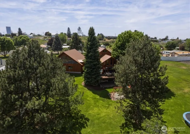 Photo 4 of Single family home for sale at 301 SW West St, Wilbur, WA 99185 | MLS# NWM2528337 | Listing updated on 2026-09-21