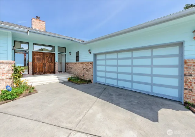 Photo 3 of Single family home for sale at 164 Calbert Rd, Port Angeles, WA 98362 | MLS# NWM2528356 | Listing updated on 2026-09-21