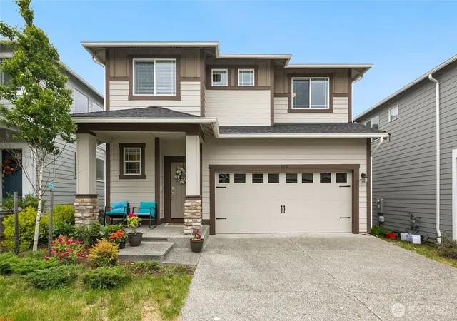 Photo 1 of Single family home for sale at 924 121st Avenue Se, Lake Stevens, WA 98258 | MLS# NWM2528393 | Listing updated on 2026-09-21