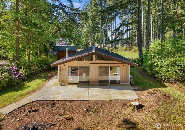 Photo 3 of Sale Pending at 11104 Leschi Cir, Anderson Island, WA 98303 | MLS# NWM2528401 | Listing updated on 2026-09-25