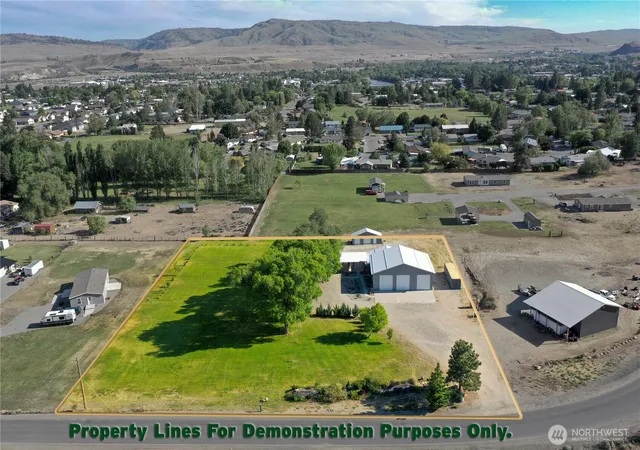 Photo 3 of Sale Pending at 46 Shumway Rd, Omak, WA 98841 | MLS# NWM2528434 | Listing updated on 2026-09-25