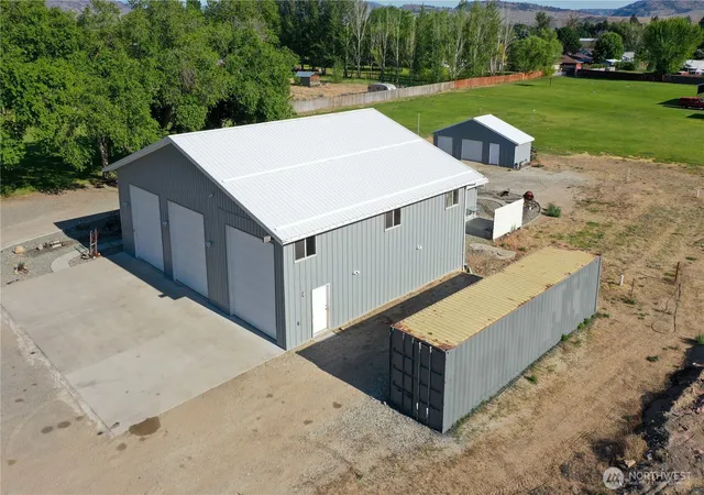Photo 4 of Sale Pending at 46 Shumway Rd, Omak, WA 98841 | MLS# NWM2528434 | Listing updated on 2026-09-25