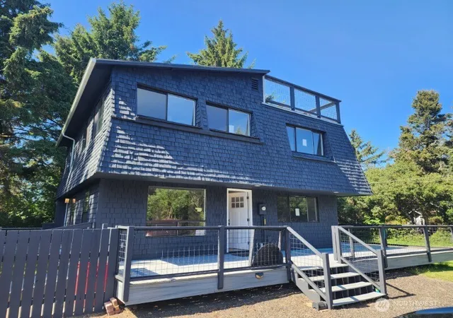 Photo 1 of Single family home for sale at 469 Pyxis Ct Sw, Ocean Shores, WA 98569 | MLS# NWM2528471 | Listing updated on 2026-09-21