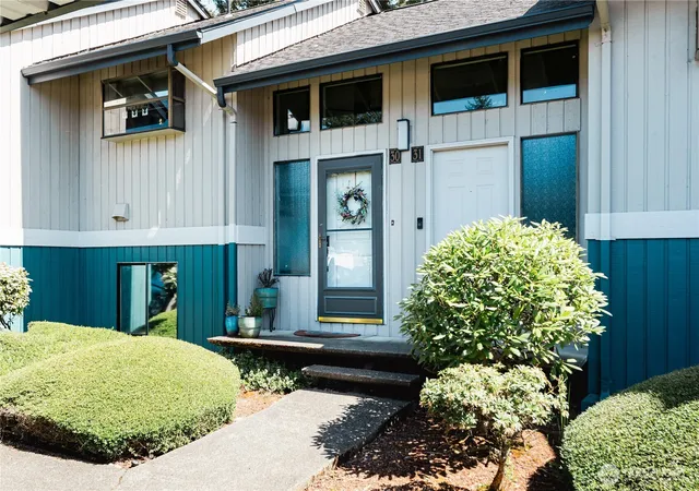 Photo 1 of Condo for sale at 3435 Auburn Way S #30, Auburn, WA 98092 | MLS# NWM2528503 | Listing updated on 2026-09-21