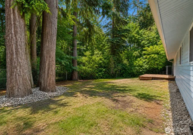 Photo 3 of Sale Pending at 6720 Alder Glen Dr Se, Olympia, WA 98513 | MLS# NWM2528519 | Listing updated on 2026-10-01