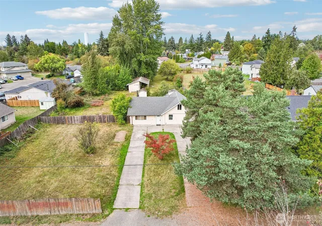 Photo 3 of Single family home for sale at 201 123rd Street E, Tacoma, WA 98445 | MLS# NWM2528529 | Listing updated on 2026-09-30