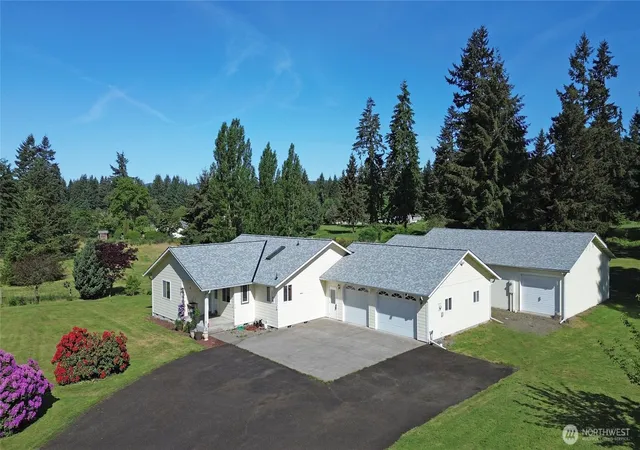 Photo 2 of Single family home for sale at 17103 Camas Run Ln Sw, Rochester, WA 98579 | MLS# NWM2528560 | Listing updated on 2026-09-21