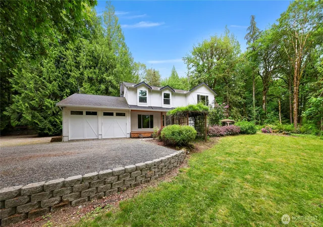 Photo 4 of Single family home for sale at 33911 NE 66th Street, Carnation, WA 98014 | MLS# NWM2528608 | Listing updated on 2026-09-25