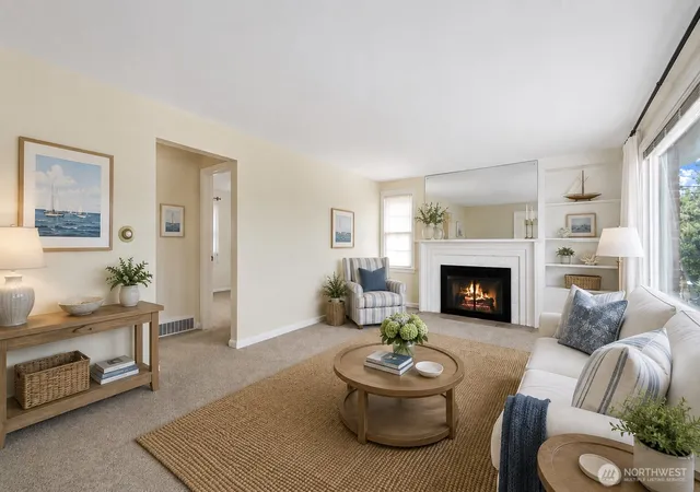 Photo 4 of Sale Pending at 3604 Beach Dr SW, Seattle, WA 98116 | MLS# NWM2528658 | Listing updated on 2026-09-17