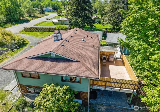Photo 3 of Single family home for sale at 63 E Arnette Rd, Port Angeles, WA 98362 | MLS# NWM2528673 | Listing updated on 2026-09-24
