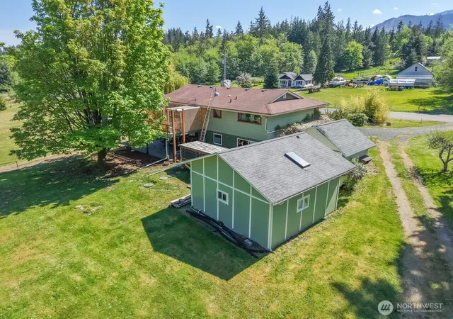 Photo 4 of Single family home for sale at 63 E Arnette Rd, Port Angeles, WA 98362 | MLS# NWM2528673 | Listing updated on 2026-09-24