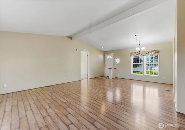 Photo 4 of Manufactured home for sale at 1808 Heritage Dr, Wenatchee, WA 98801 | MLS# NWM2528678 | Listing updated on 2026-09-24