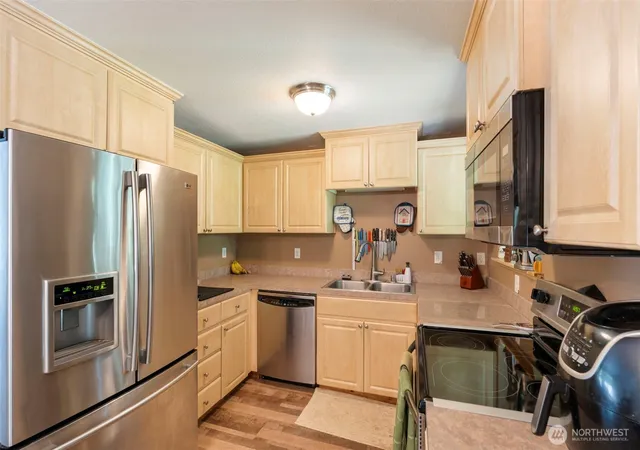 Photo 3 of Single family home for sale at 112 Jordan Way, Toutle, WA 98649 | MLS# NWM2528729 | Listing updated on 2026-09-21