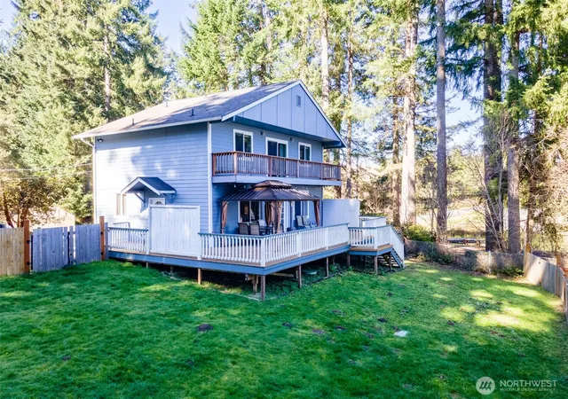 Photo 3 of Sale Pending at 2681 E Timberlake W Dr, Shelton, WA 98584 | MLS# NWM2528742 | Listing updated on 2026-09-25