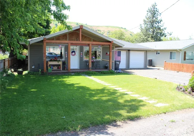 Photo 1 of Contingent at 1234 S 5th Street, Dayton, WA 99328 | MLS# NWM2528750 | Listing updated on 2026-09-21