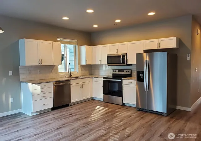 Photo 4 of House for sale at 1823 Karen Frazier Rd SE, Olympia, WA 98501 | MLS# NWM2528804 | Listing updated on 2026-09-18