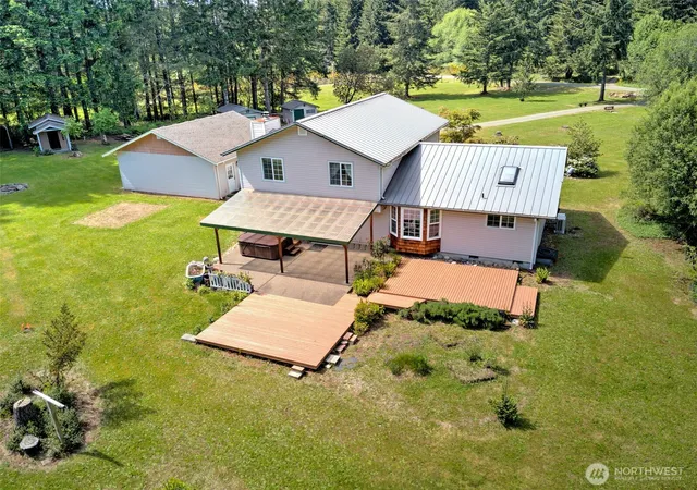 Photo 3 of Single family home for sale at 21 SE Majestic View Dr, Shelton, WA 98584 | MLS# NWM2528824 | Listing updated on 2026-09-21
